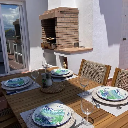 Casa Strelitzia 4*