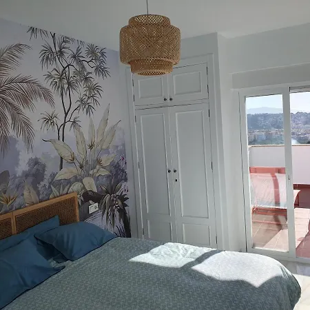 Casa Strelitzia 4*
