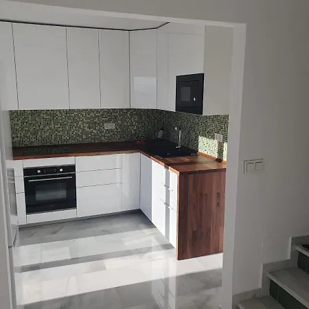 Casa Strelitzia 4*